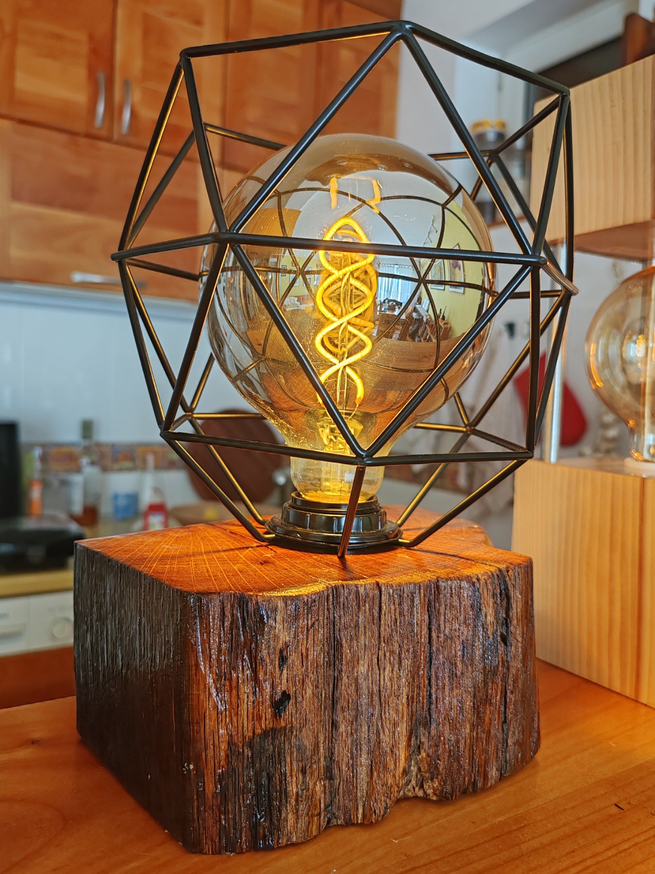 Edison bulb lamp